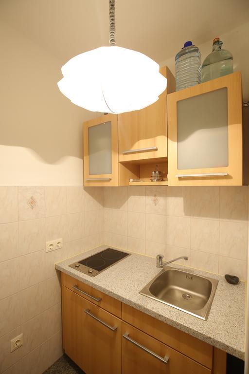 Apartments Tina P Vir Exterior foto