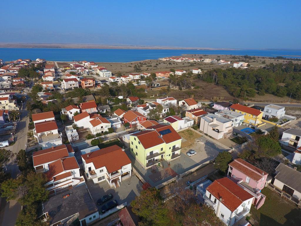 Apartments Tina P Vir Exterior foto